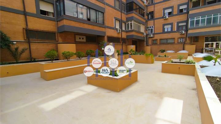 Appartamento e garage su Piazza Adda